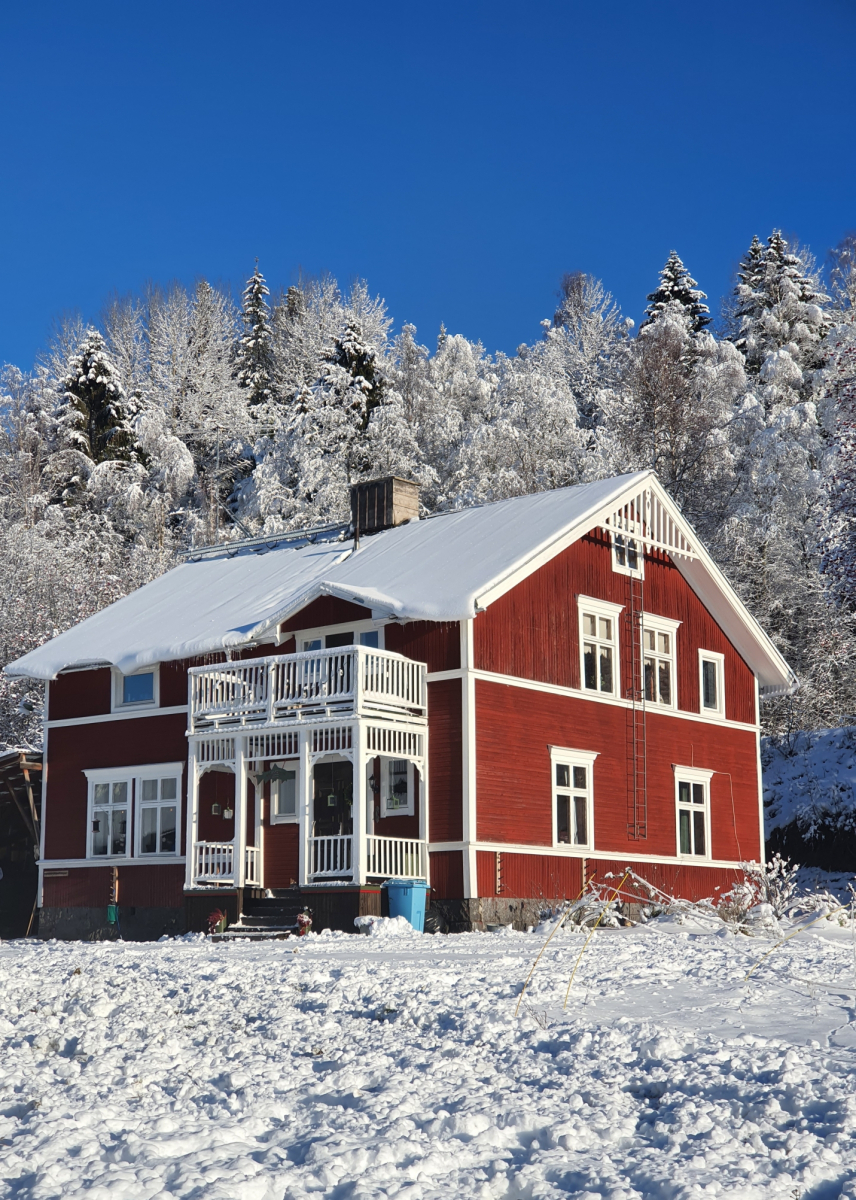 The-lodge-winter